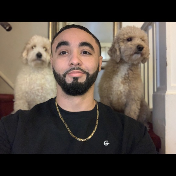 Gentleman Apparels Crewneck Sweater - Picture 2 of 2